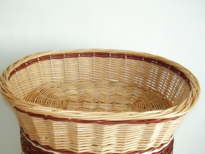 Proutěná bouda s pelíškem 