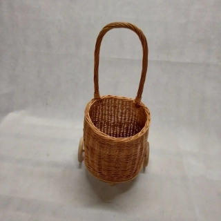 Proutěná nákupní taška s kolečky Baby